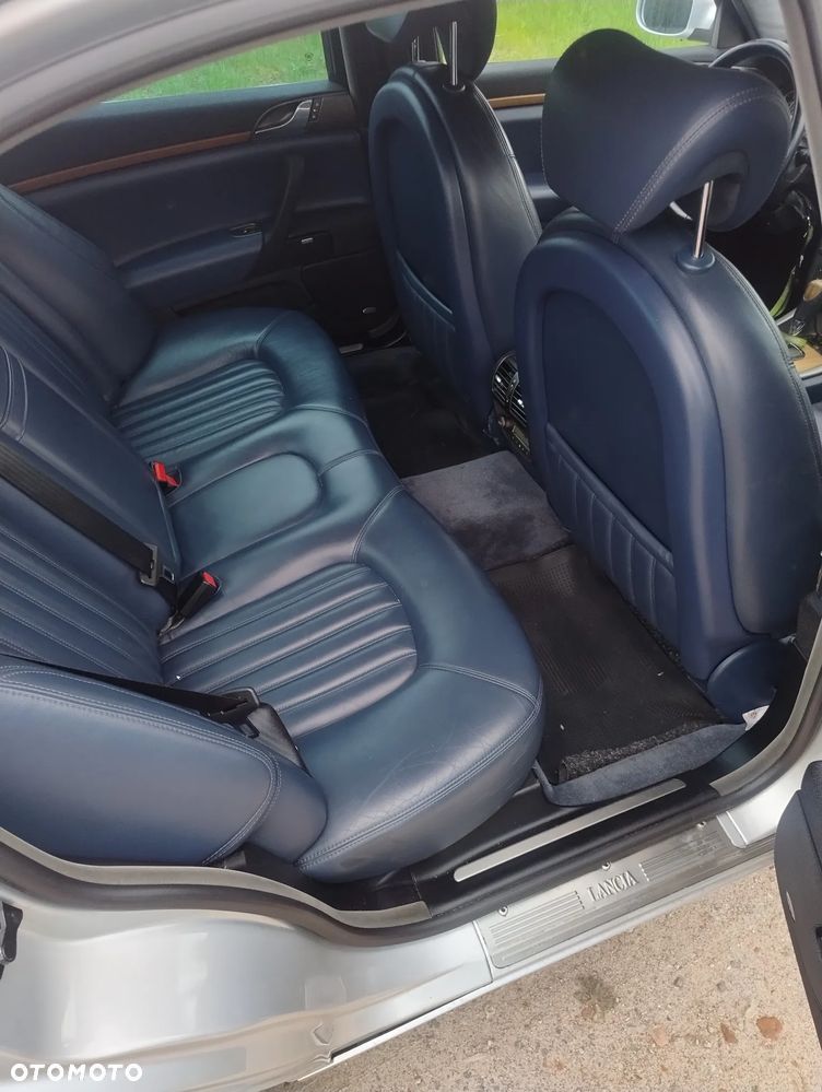 Lancia Thesis 3.0 V6 Executive - 4