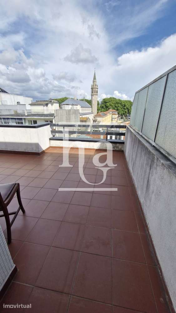 T2 Porto- Metro Marquês - Grande imagem: 2/17