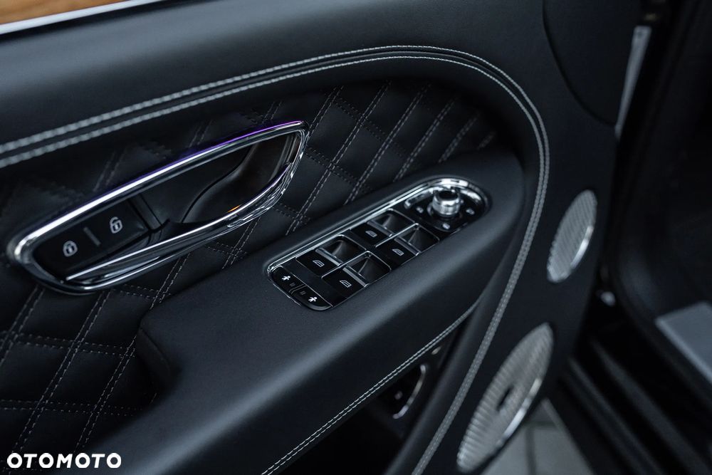 Bentley Bentayga - 16