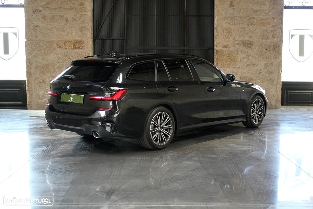 BMW 320 d Touring Pack M Auto - 4