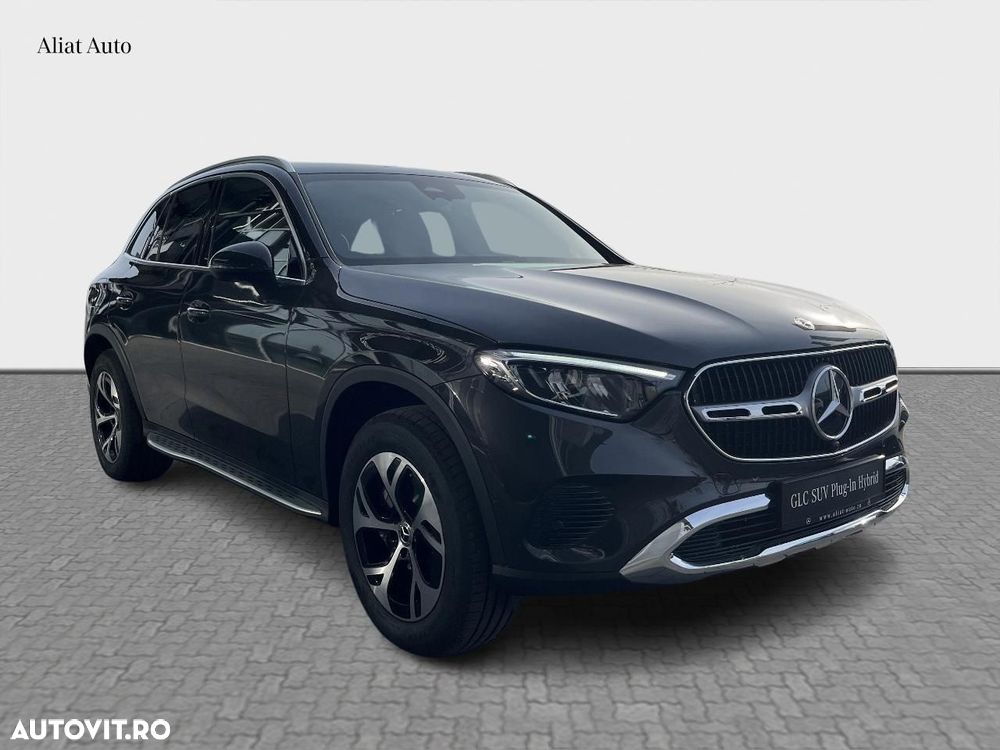 Mercedes-Benz GLC 300 e 4MATIC - 4