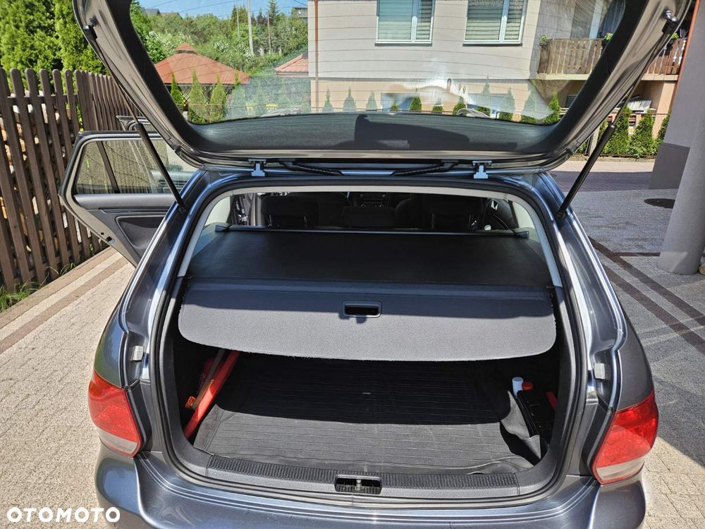 Volkswagen Golf 1.6 TDI Comfortline - 12