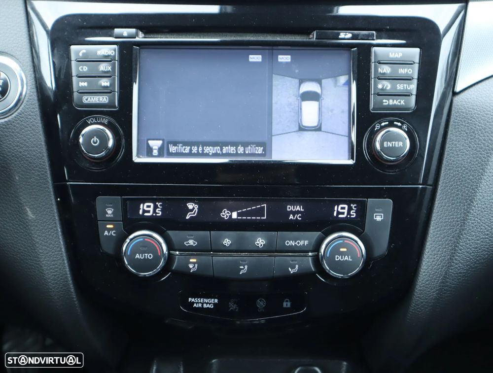 Nissan Qashqai 1.5 dCi N-Connecta - 55