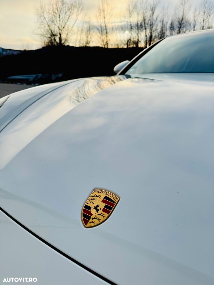 Porsche Panamera Turbo Executive - 36