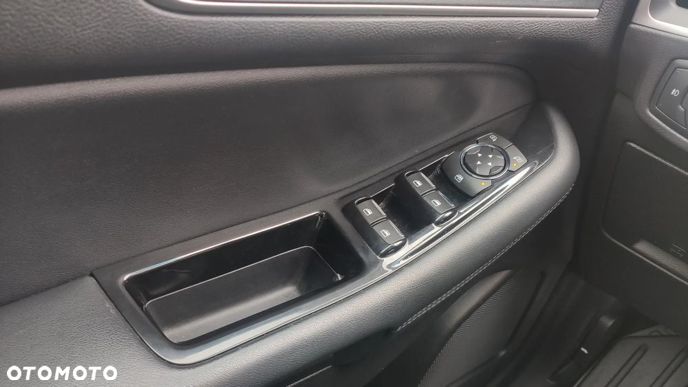 Ford Edge - 17