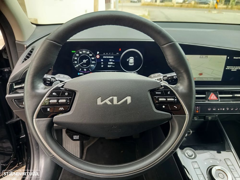 Kia Niro EV 64kWh Drive - 16
