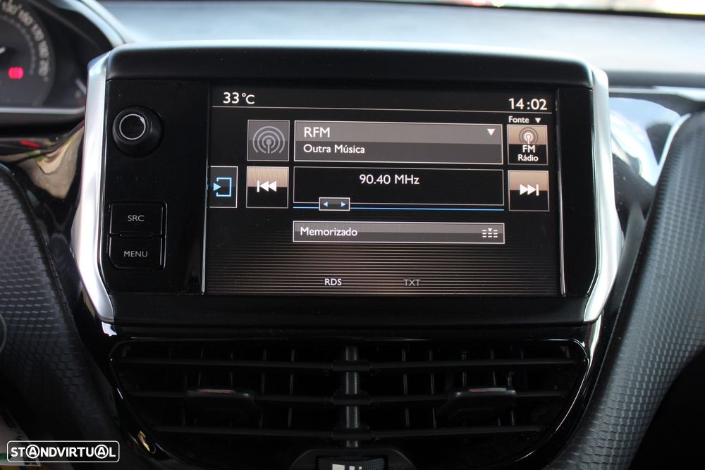 Peugeot 2008 1.6 BlueHDi Style - 11