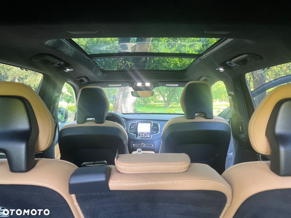Volvo XC 90 - 10