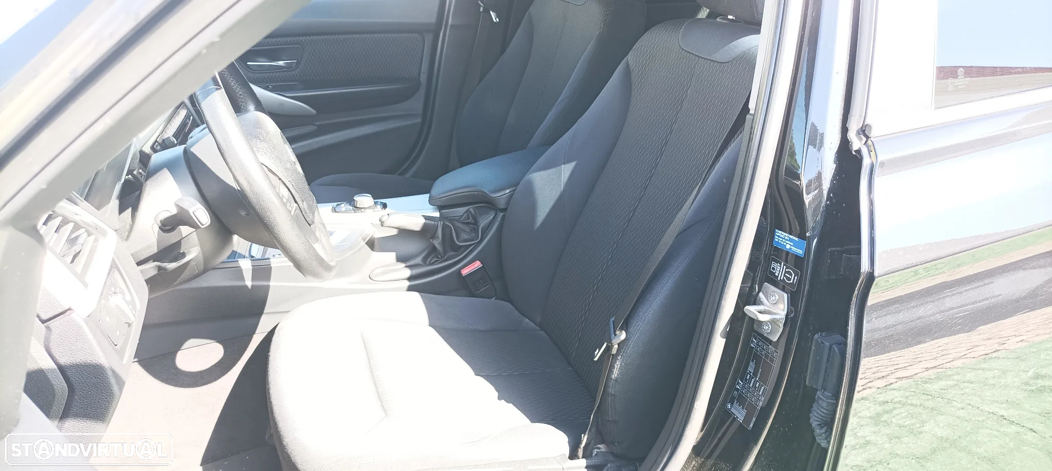 BMW 318 d Auto Line Sport - 18
