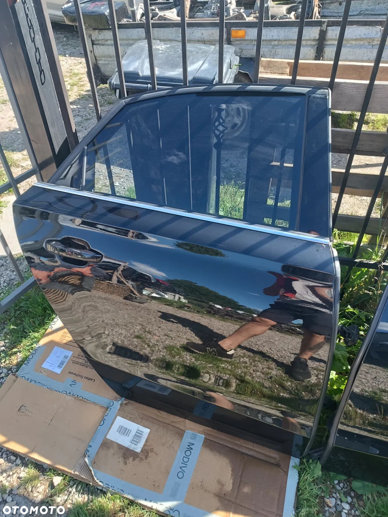 AUDI A8 D4 LZ9Y CZARNE DRZWI TYŁ TYLNE  PRAWE - 1
