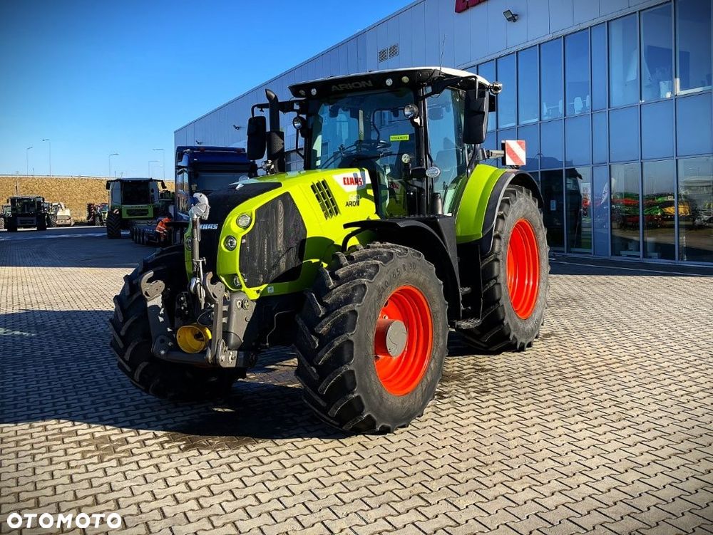 Claas ARION 660 CMATIC - 1