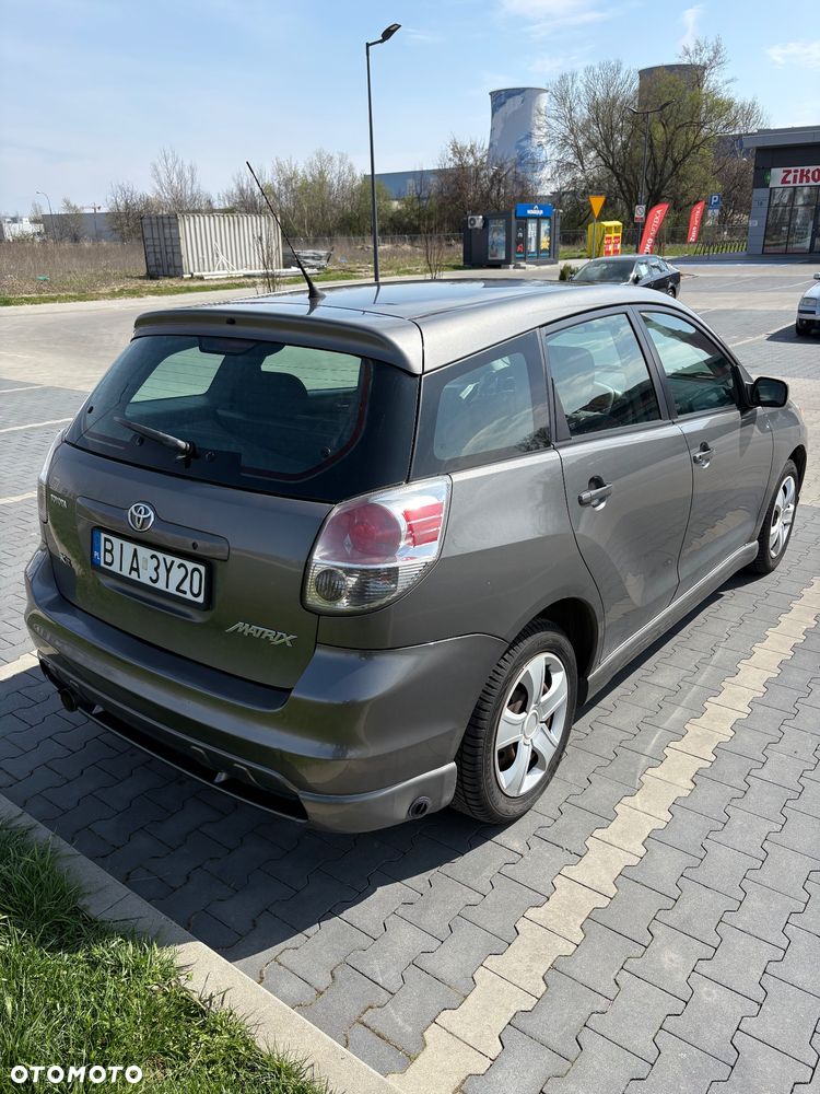 Toyota Matrix 1.8 - 4