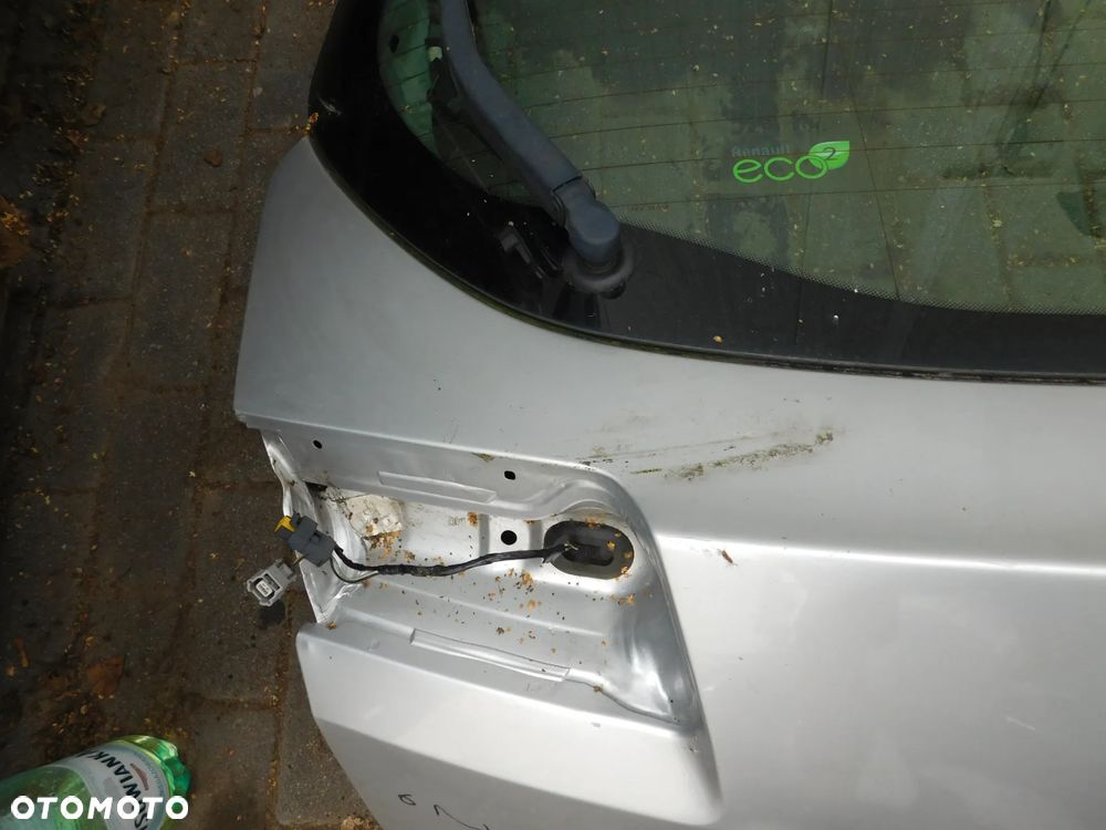 szyba klapa tylna tył bagażnika RENAULT LAGUNA III 3 HB - 2