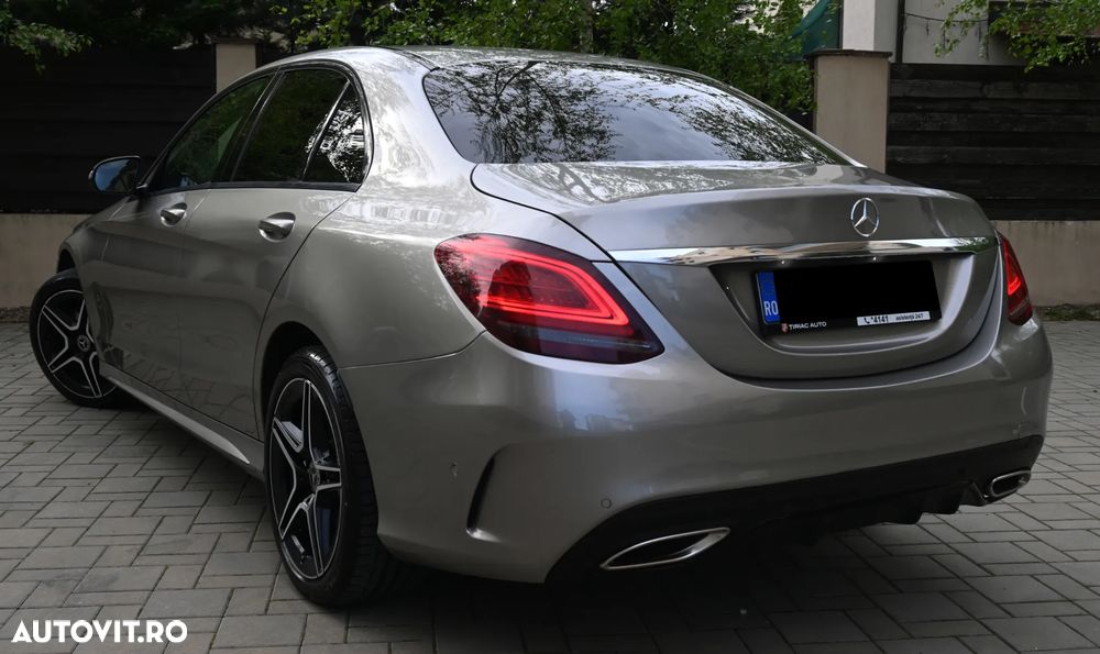 Mercedes-Benz C 200 4MATIC 9G-TRONIC AMG Line Advanced - 24