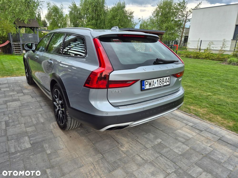 Volvo V90 - 4