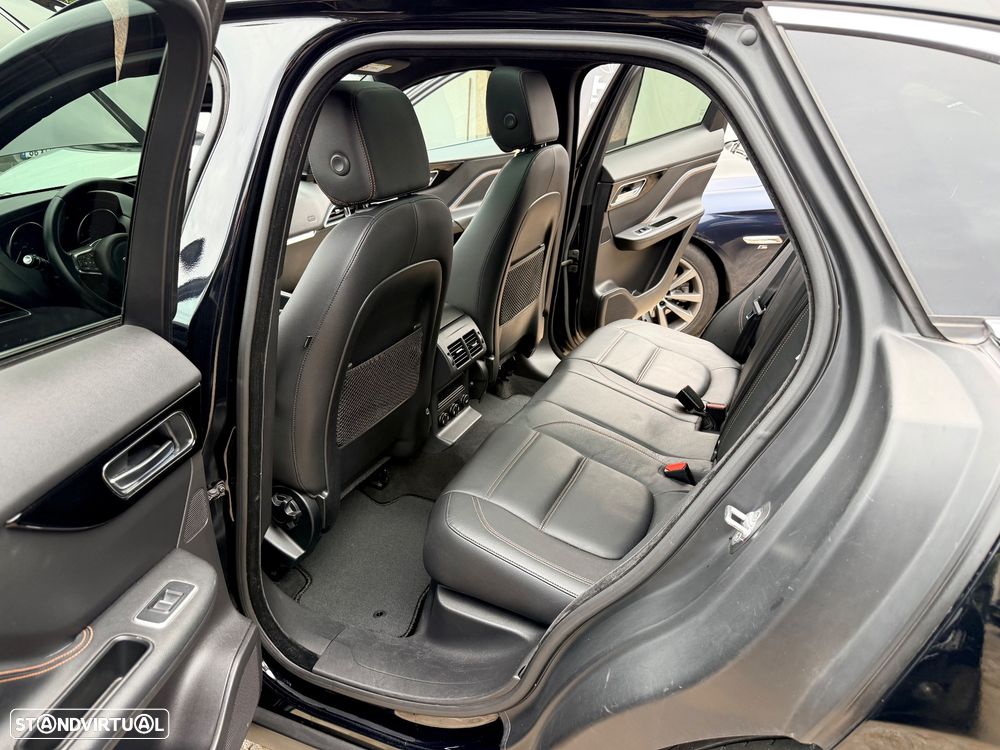 Jaguar F-Pace 2.0 i4D Prestige - 47