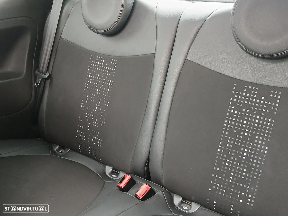 Fiat 500 1.0 Hybrid Connect — fotografia 19