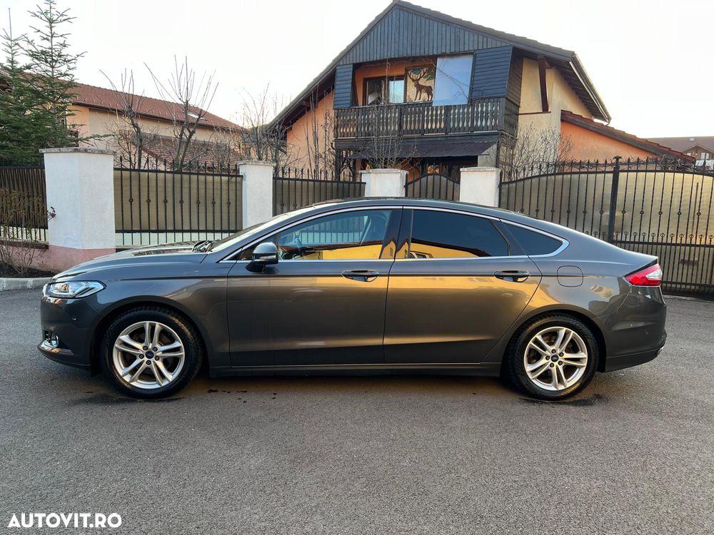 Ford Mondeo 2.0 TDCI PowerShift AWD Titanium - 2