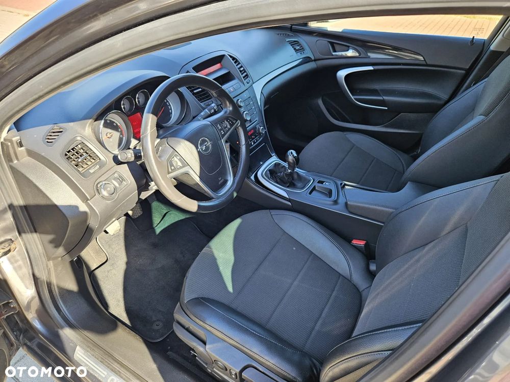Opel Insignia 1.6 Turbo Design Edition - 8