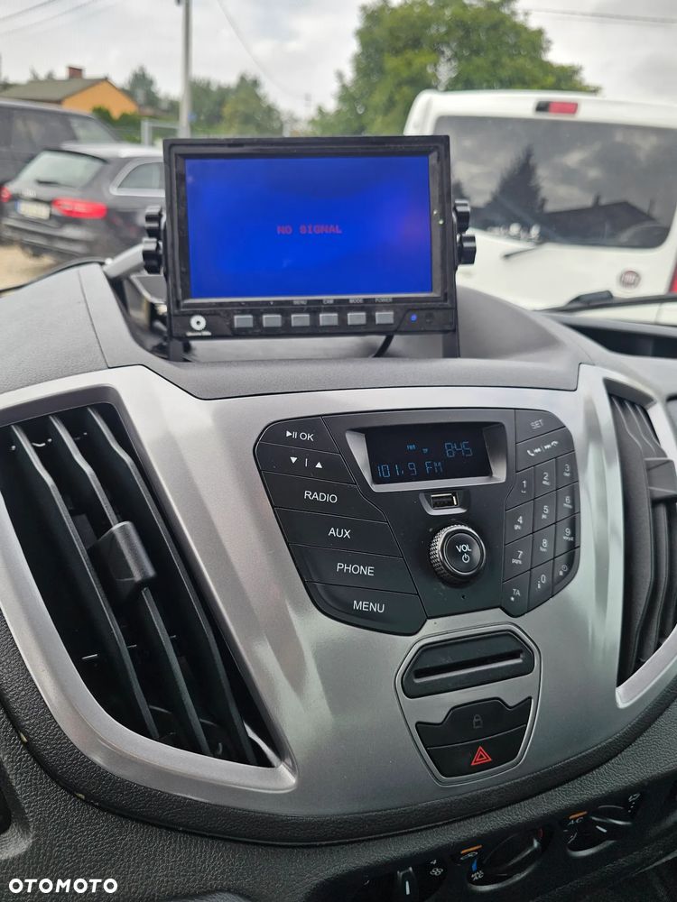 Ford Transit - 24