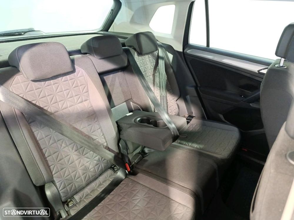VW Tiguan 1.4 TSI eHybrid Conceptline DSG - 9