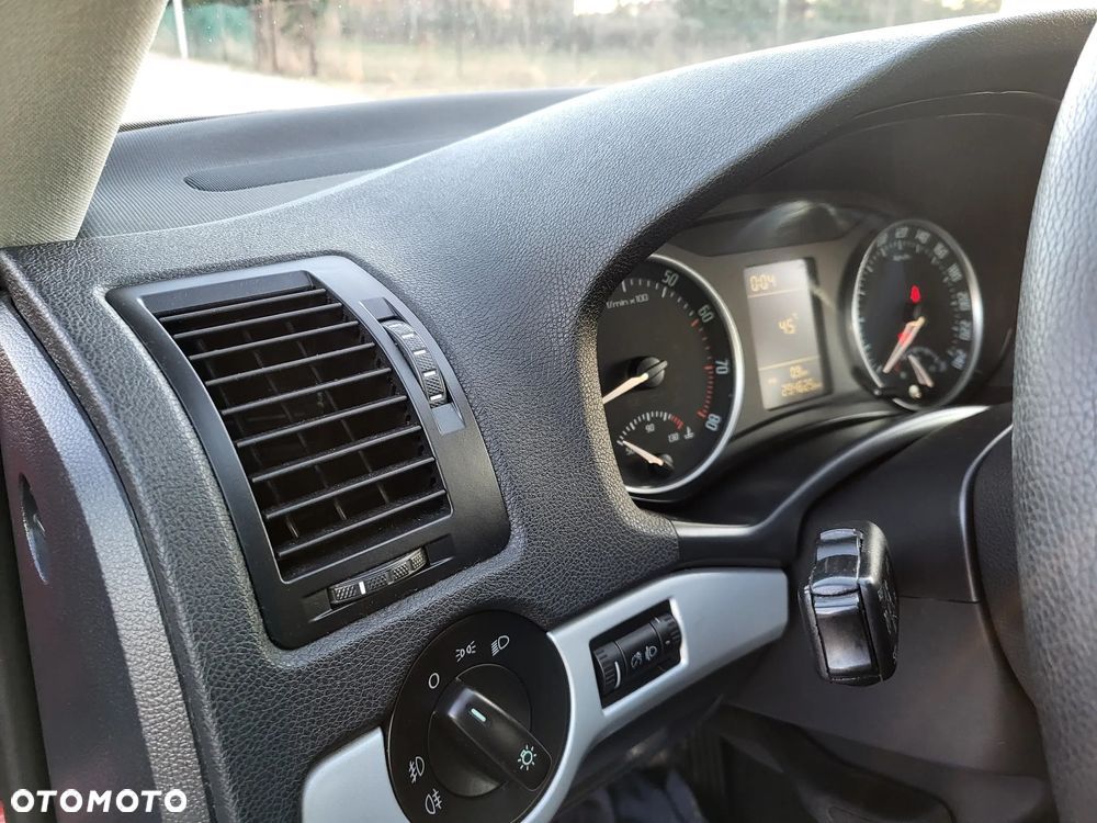 Skoda Octavia 1.4 TSI IMPULS EDITION - 16