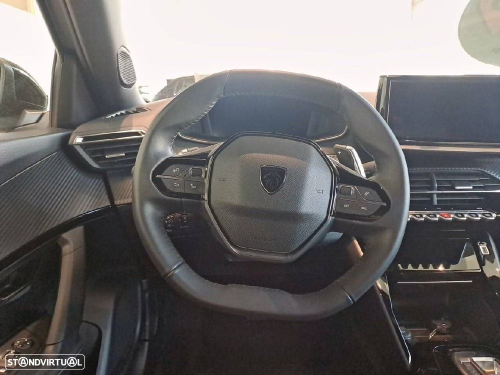 Peugeot 2008 1.2 Hybrid Allure e-DCS6 - 12