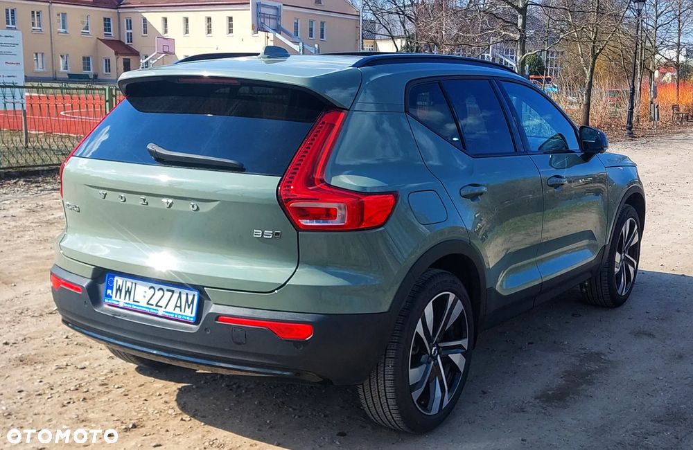 Volvo XC 40 B5 AWD Ultimate Dark - 5