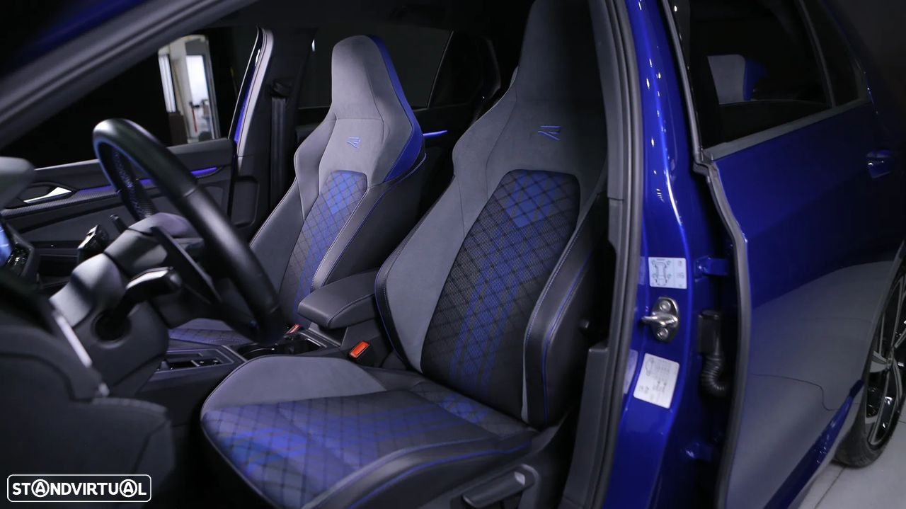VW Golf 2.0 TSI R DSG - 33
