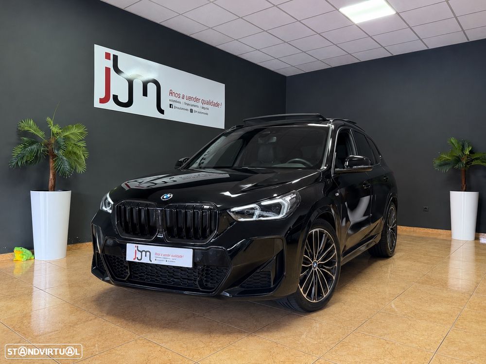 BMW iX1