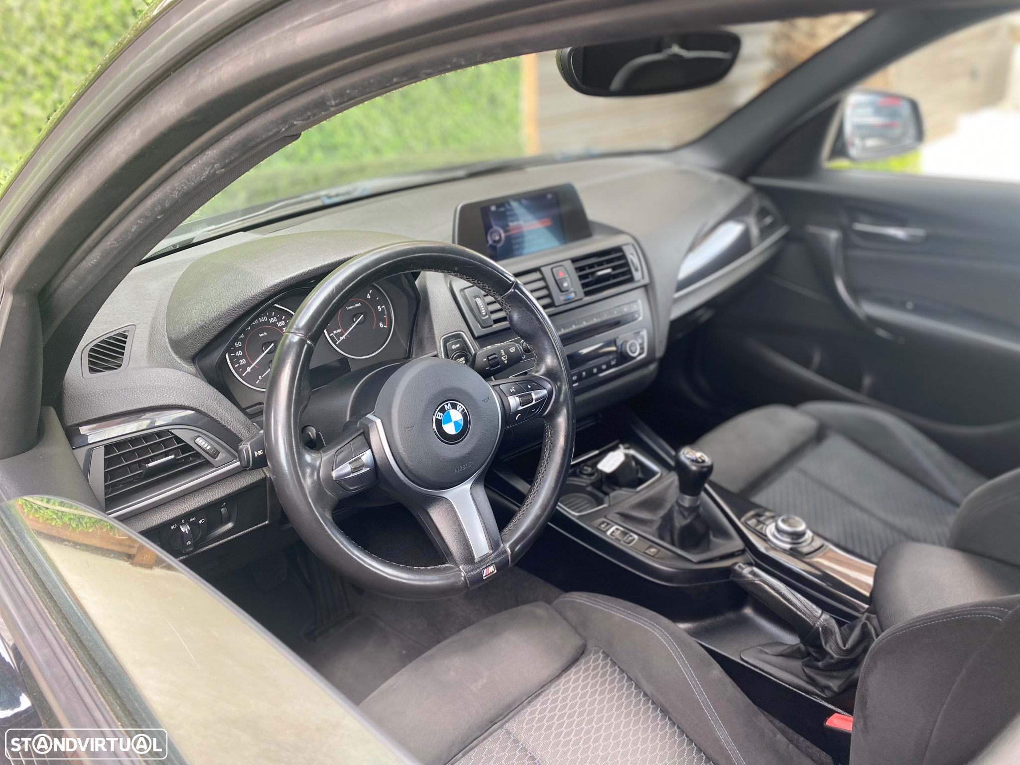 BMW 116 d Pack M - 25