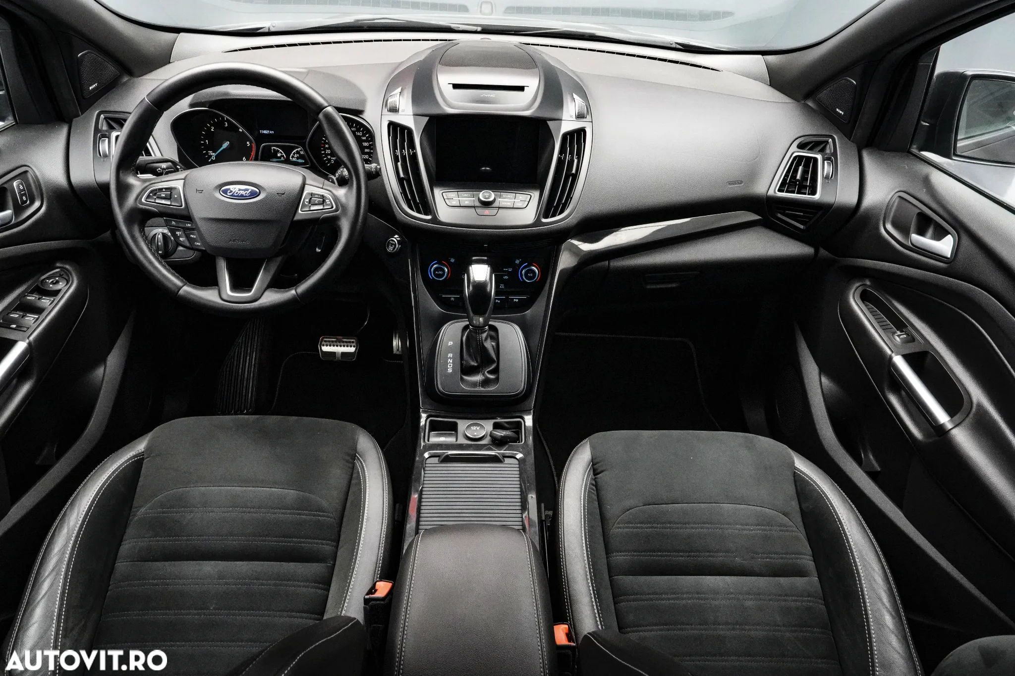 Ford Kuga 2.0 TDCi 4WD Powershift ST-Line - 7