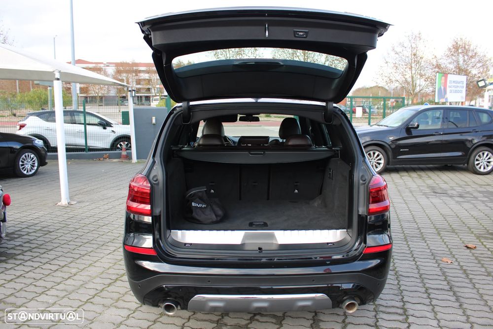 BMW X3 30 e xDrive Line Luxury - 26
