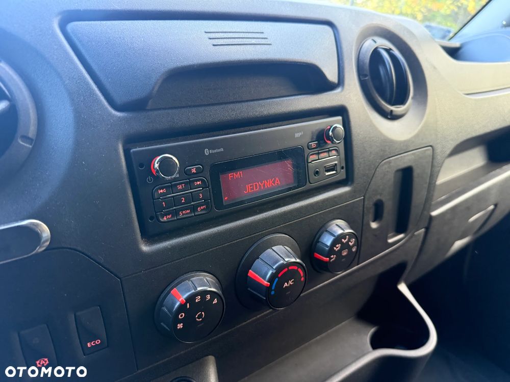 Renault Master - 18