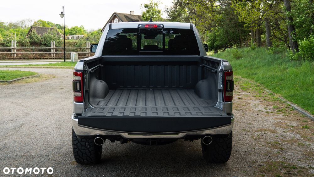 RAM 1500 5.7 Crew Cab Shortbed Limited Chrome - 9
