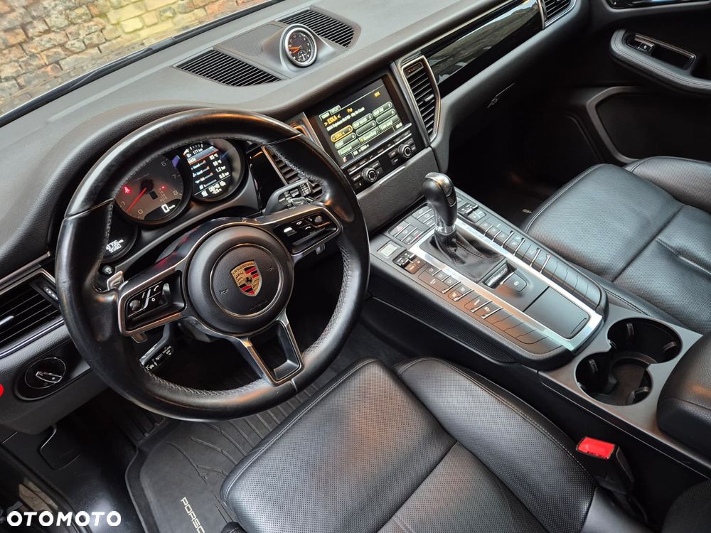 Porsche Macan S - 16