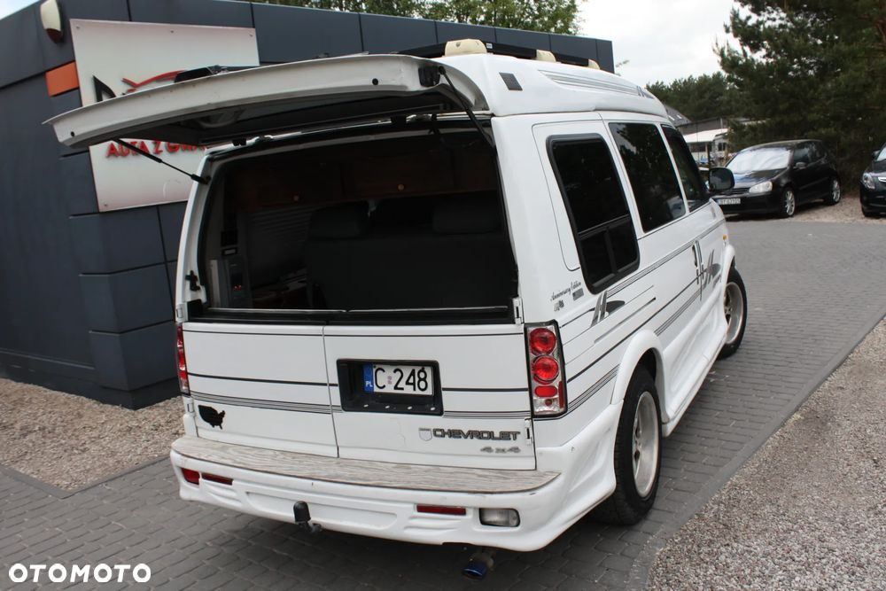 Chevrolet Astro 4.3i V6 - 25