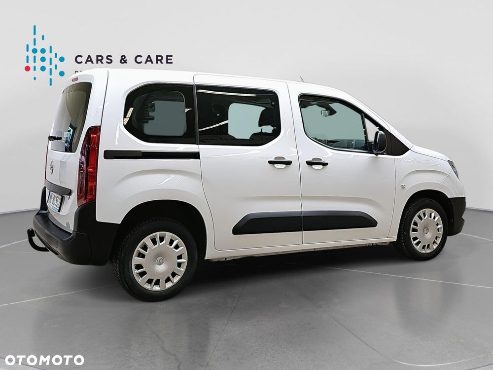 Opel Combo 1.5 DT Edition 102KM - 19