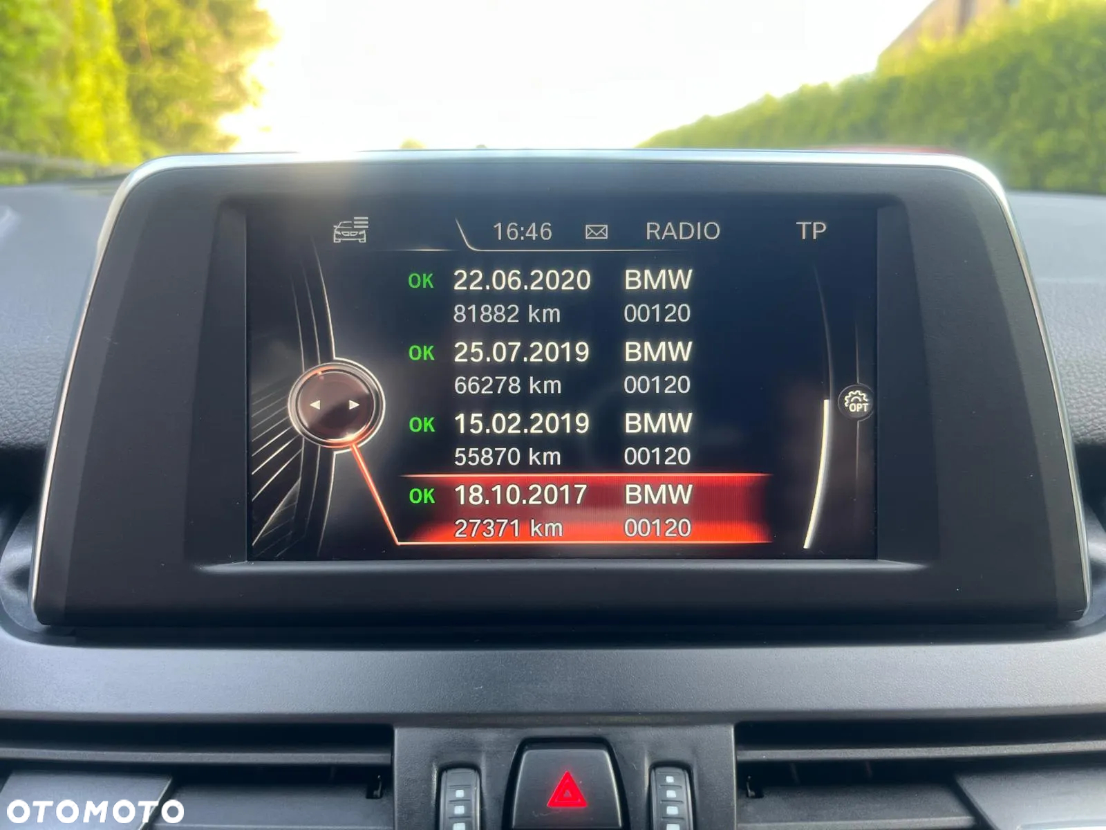 BMW Seria 2 218d Active Tourer - 18