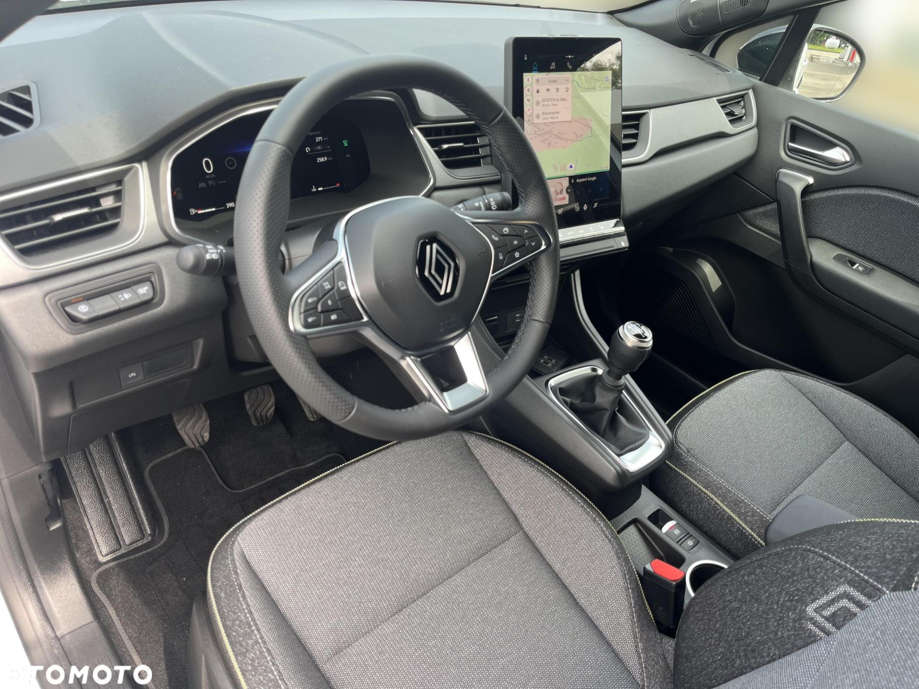 Renault Captur - 9