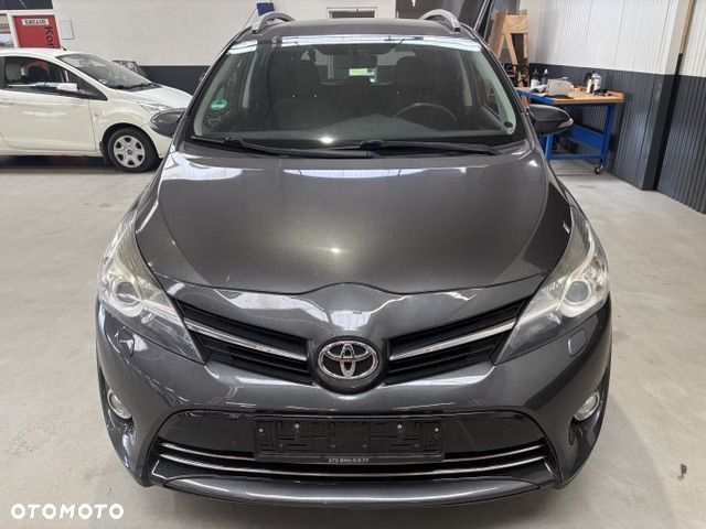 Toyota Verso 1.8 Premium EU5 7os - 4