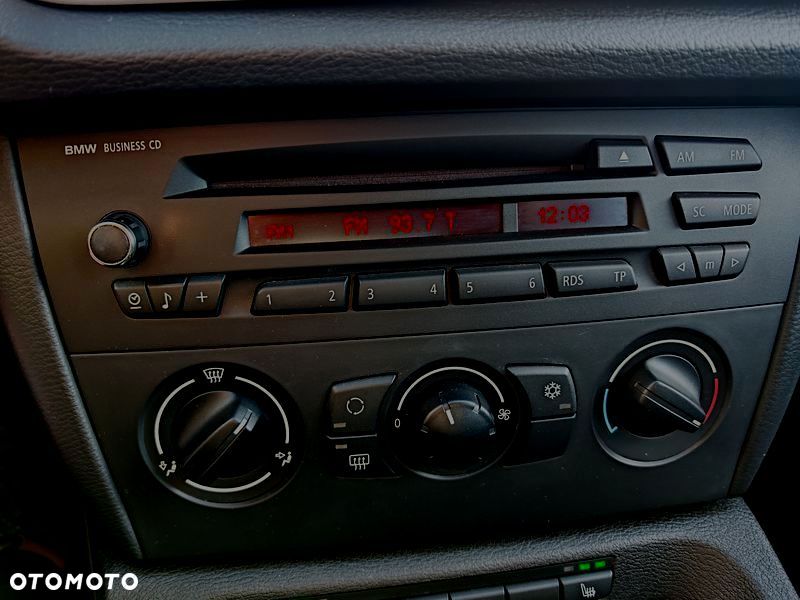 BMW X1 sDrive18i xLine - 29