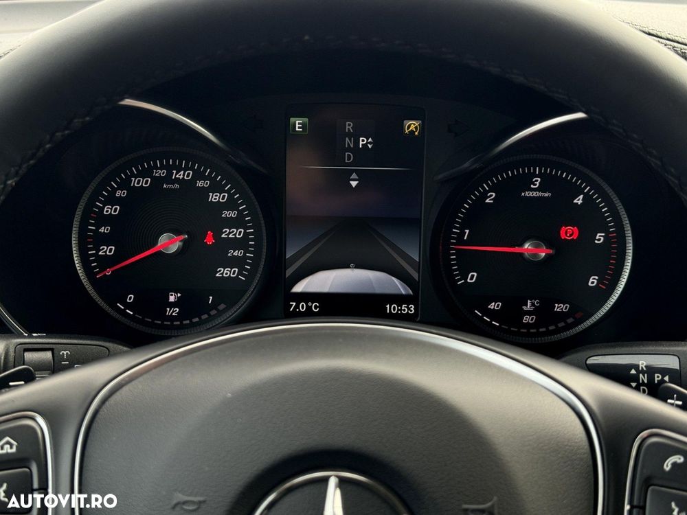 Mercedes-Benz GLC - 21