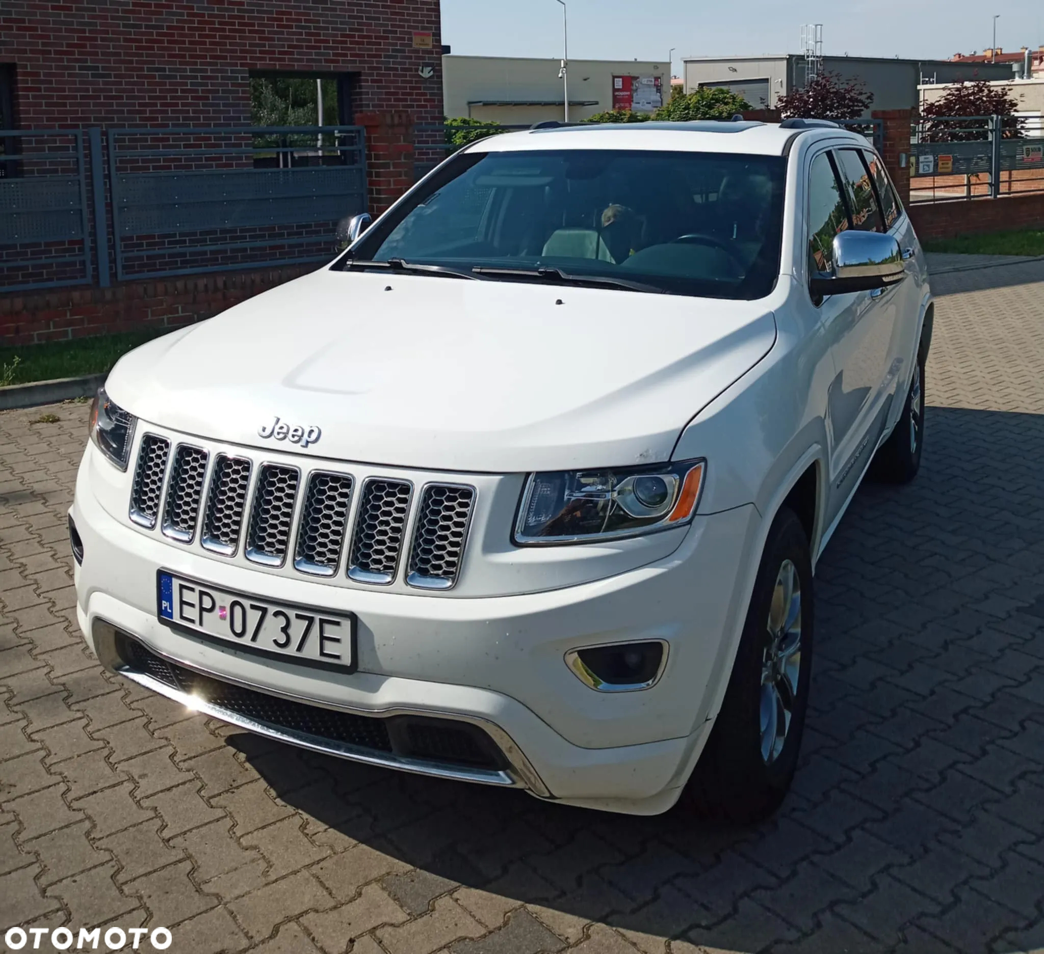 Jeep Grand Cherokee - 11