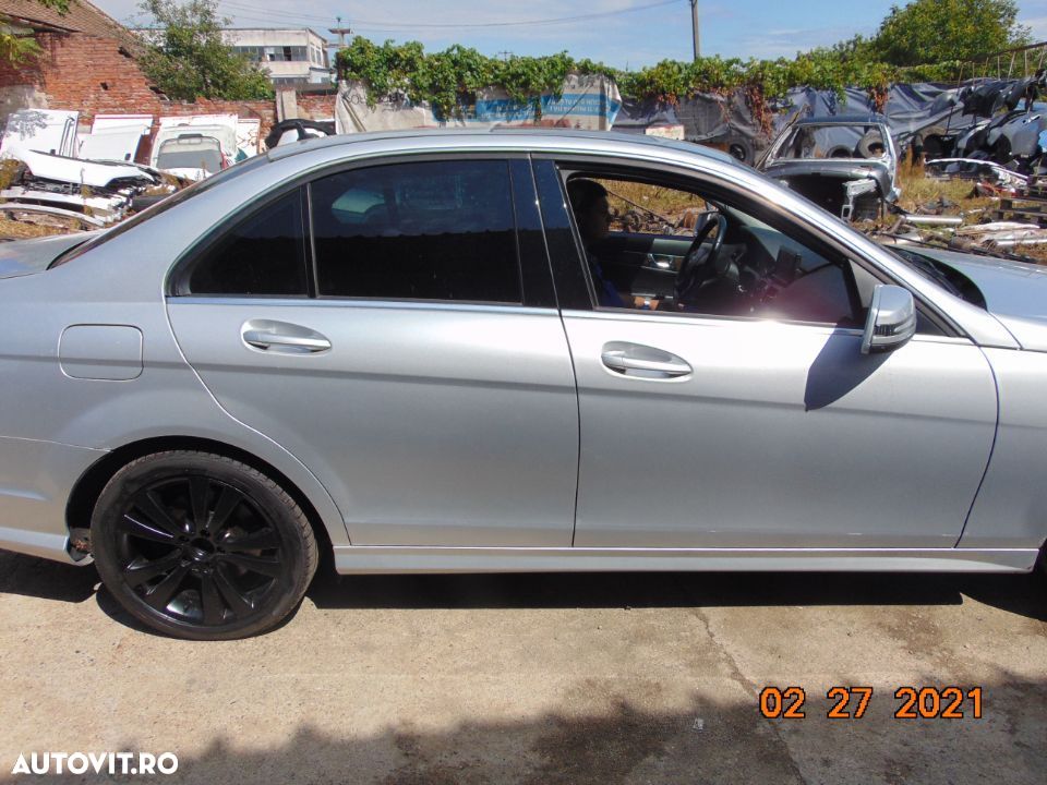 Usa Mercedes C Class W204 2007-2014 usi fara spate stanga dreapta W204 limuzina combi - 2
