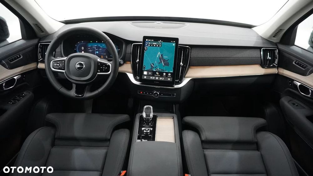 Volvo XC 90 T8 AWD Plug-In Hybrid Plus Dark 7os - 12