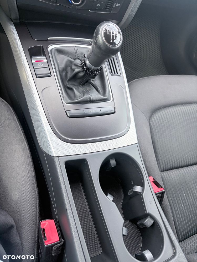Audi A4 Limousine - 10
