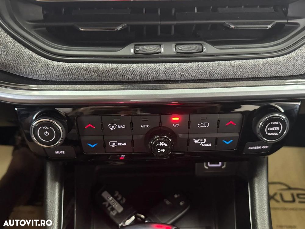 Jeep Compass 1.3 T4 4xe PLUG-IN HYBRID Automatik Altitude - 22