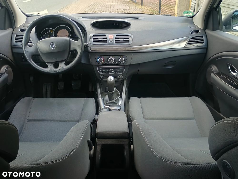 Renault Megane 1.6 16V 100 Expression - 3