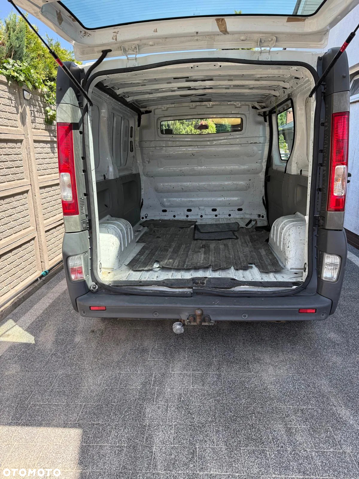 Renault Trafic 2.0 dCi 90 Combi L1H1 - 11